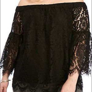 Like New- Jessica Simpson Delani Top